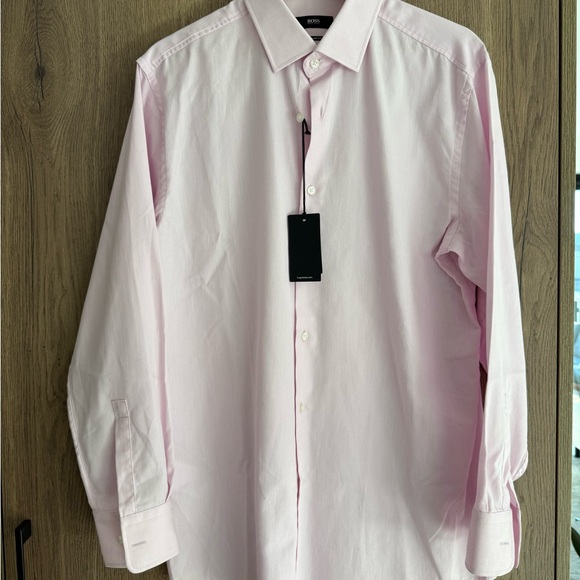 NEW Hugo Boss Dress Shirt Sharp Fit in Pink
Size: 16.5
Original price: $268 - Picture 1 of 2